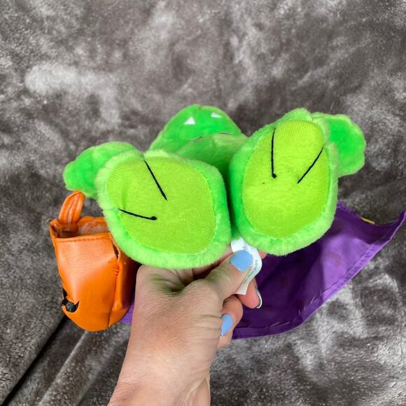 Vintage Vampire Bear Plush Halloween Dracula Doll 90s y2k Stuffed Toy Flaw READ - Picture 15 of 16